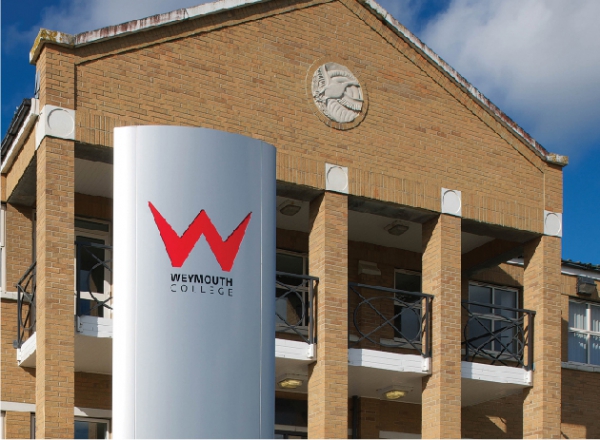 Weymouth College - Trường Công lập tại Anh Quốc