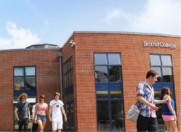 Trường THPT Công lập Bexhill College - Anh Quốc