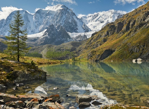 Ngày Quốc tế Núi - Mountain Day là ngày nào 