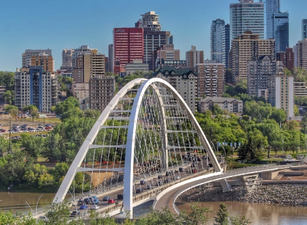 Thành phố lớn tiêu biểu ở bang Alberta - Canada