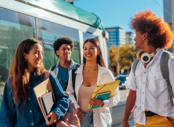 Luyện giọng nói để tự tin hơn khi giao tiếp