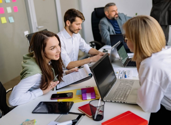 Làm thế nào để trở thành một người lịch sự hơn