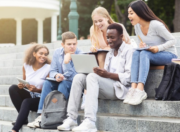 Hành vi phân biệt đối xử diễn ra như thế nào?