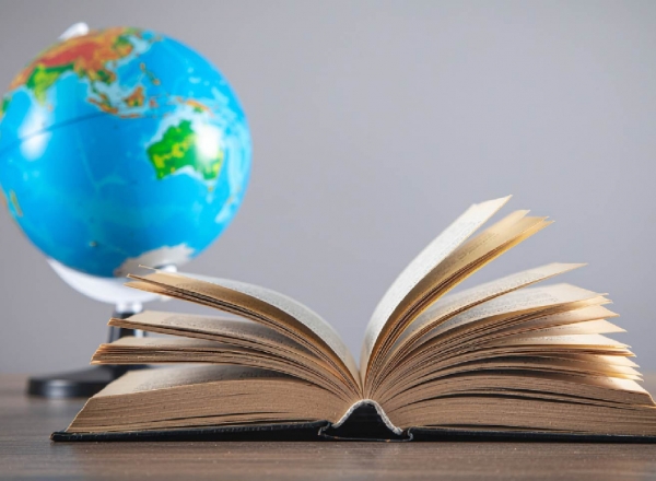 Ngày Sách và Bản quyền Thế giới là ngày nào?